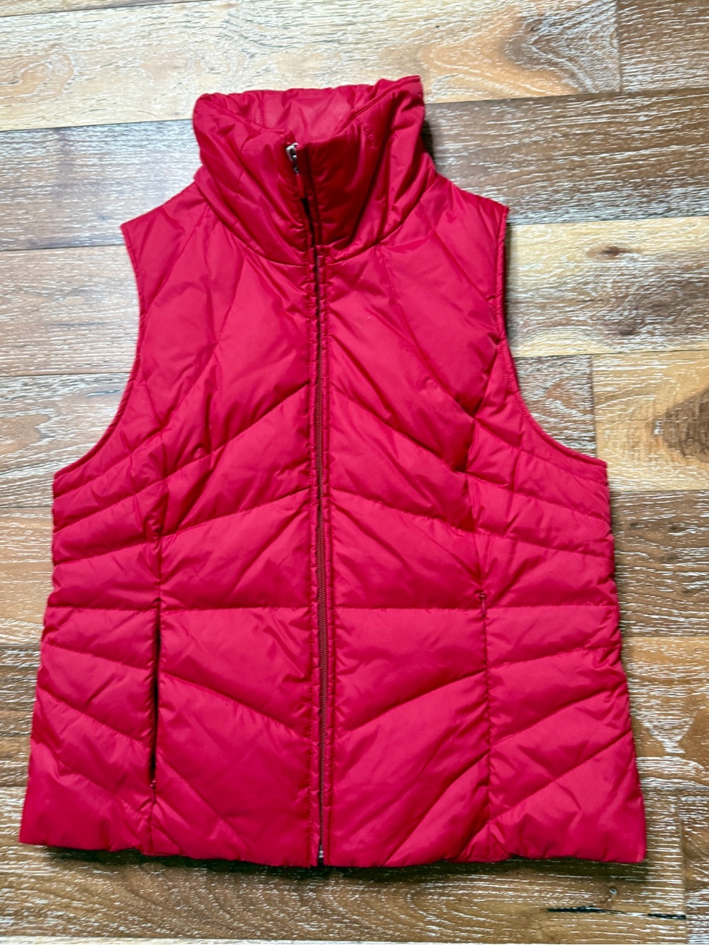Kenneth Cole Reaction Red Zip-up Puffer Vest Women’s Size Medium